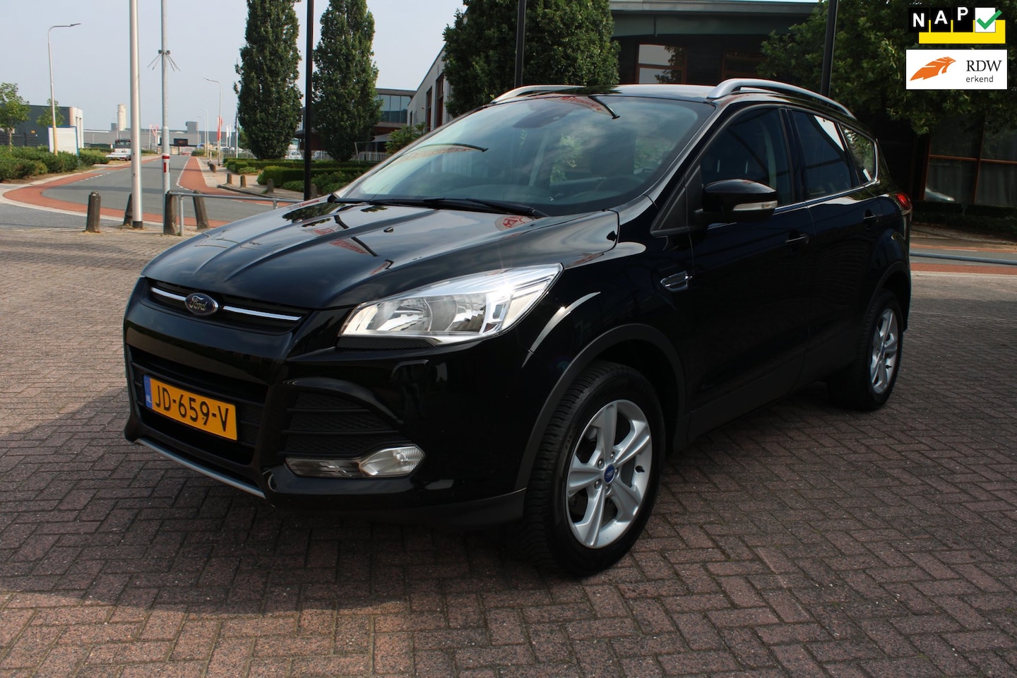 Ford Kuga - 1.5 Trend Edition TREKHAAK NAV CRUISE - AutoWereld.nl