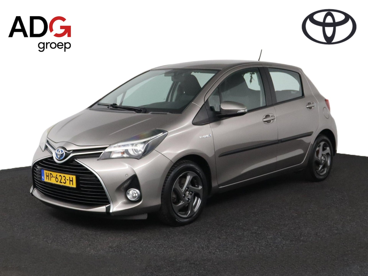 Toyota Yaris - 1.5 Hybrid Lease | Navigatie | Cruise-Control | Parkeersensoren | - AutoWereld.nl