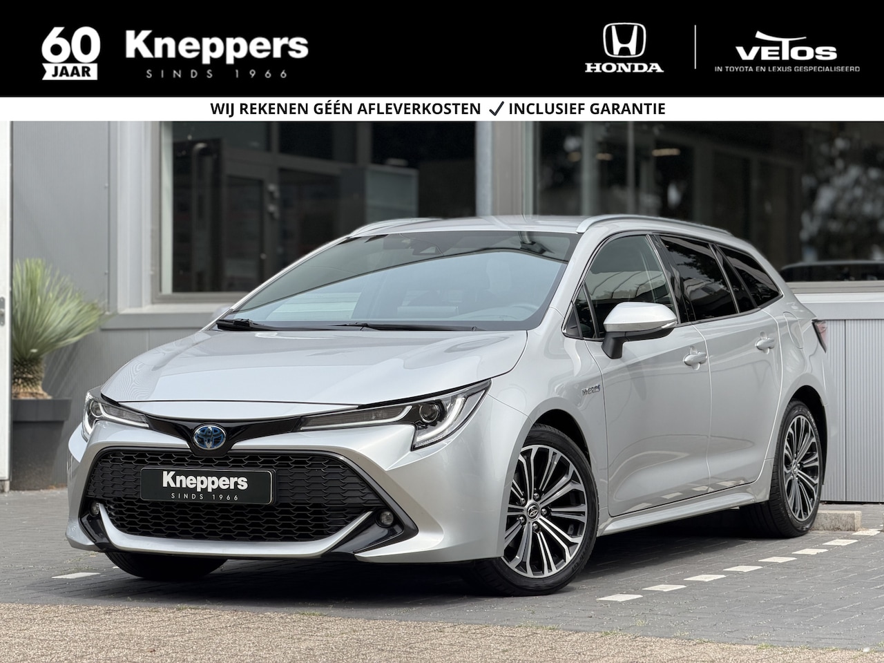 Toyota Corolla Touring Sports - 1.8 Hybrid Dynamic | GEEN AFLEVERKOSTEN | Trekhaak afneembaar, Elektrische achterklep, St - AutoWereld.nl