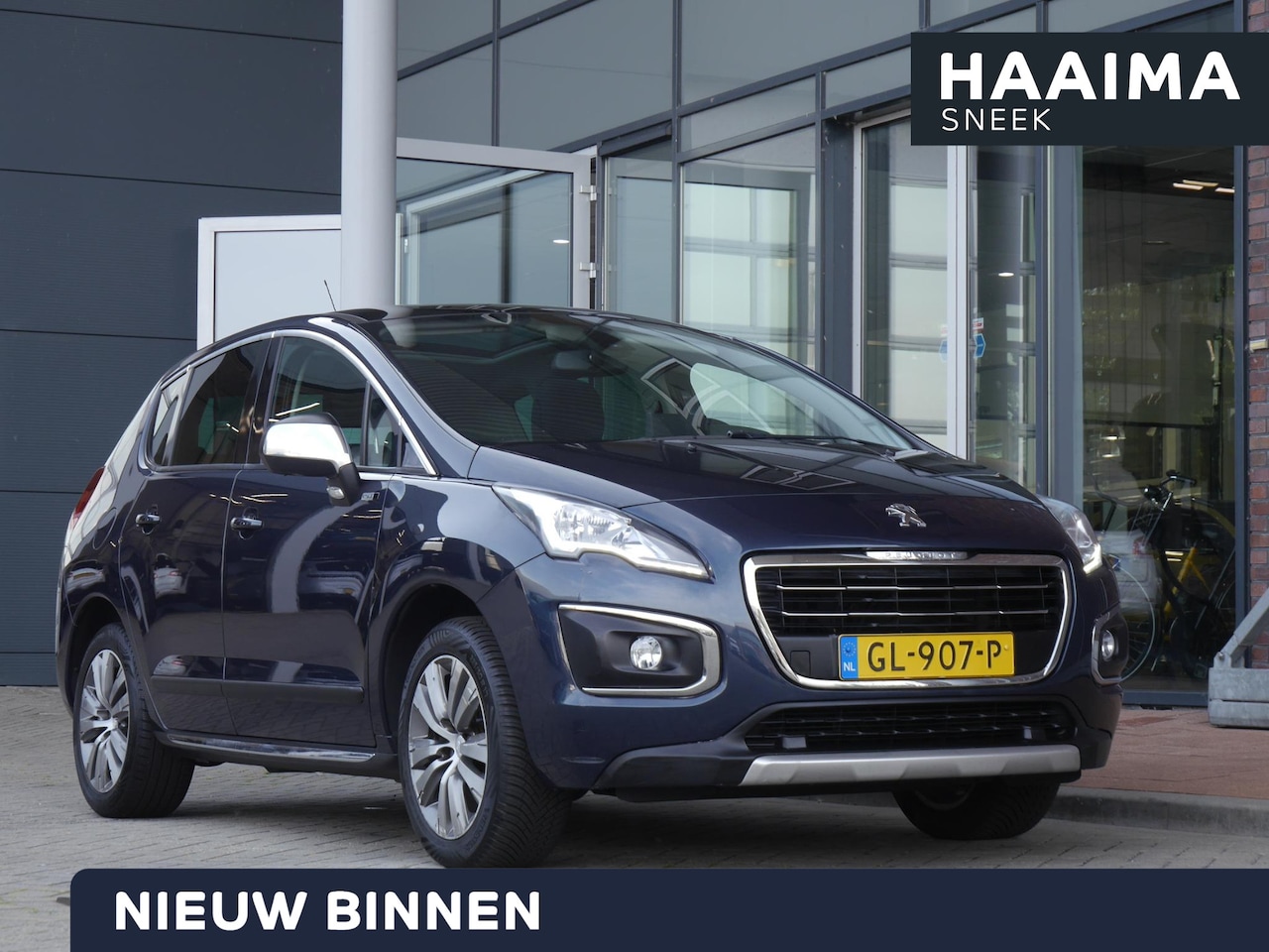 Peugeot 3008 - 1.2 PureTech Style | Trekhaak | Panoramadak | Lichtmetalen velgen | Achteruitrijcamera | C - AutoWereld.nl