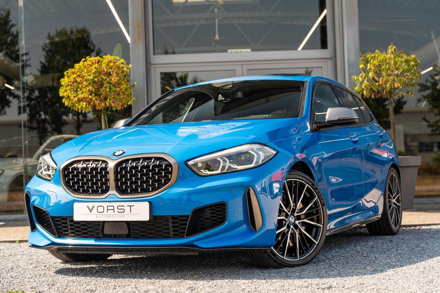 BMW 1-serie - M135i xDrive High Executive Pano HUD HK Vol - AutoWereld.nl