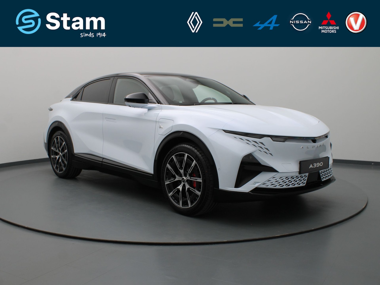 Alpine A390 - GT 89kWh Devialet XtremeSound | 360° Camera | Pack Driving | 22kW Boordlader - AutoWereld.nl