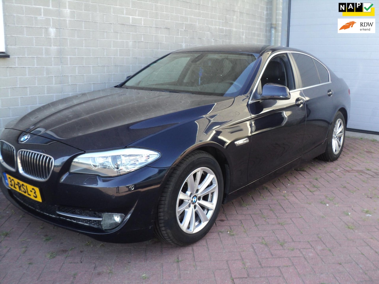 BMW 5-serie - , 523i nette auto ExecutiveTrekhaak bj2011 - AutoWereld.nl