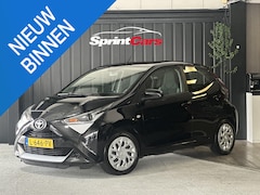 Toyota Aygo - 1.0 VVT-i x-play | Achteruitrijcamera | Carplay | Airco | Cruise Control | Hill Hold Funct