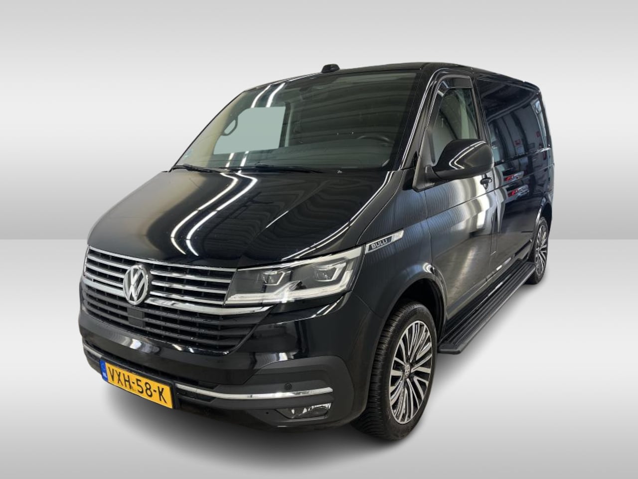 Volkswagen Transporter - 2.0 TDI L1 H1 4Motion Automaat Bulli - AutoWereld.nl