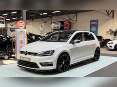 Volkswagen Golf - 1.4 TSI DSG | R-Line | Pano | Akra | Maxton |