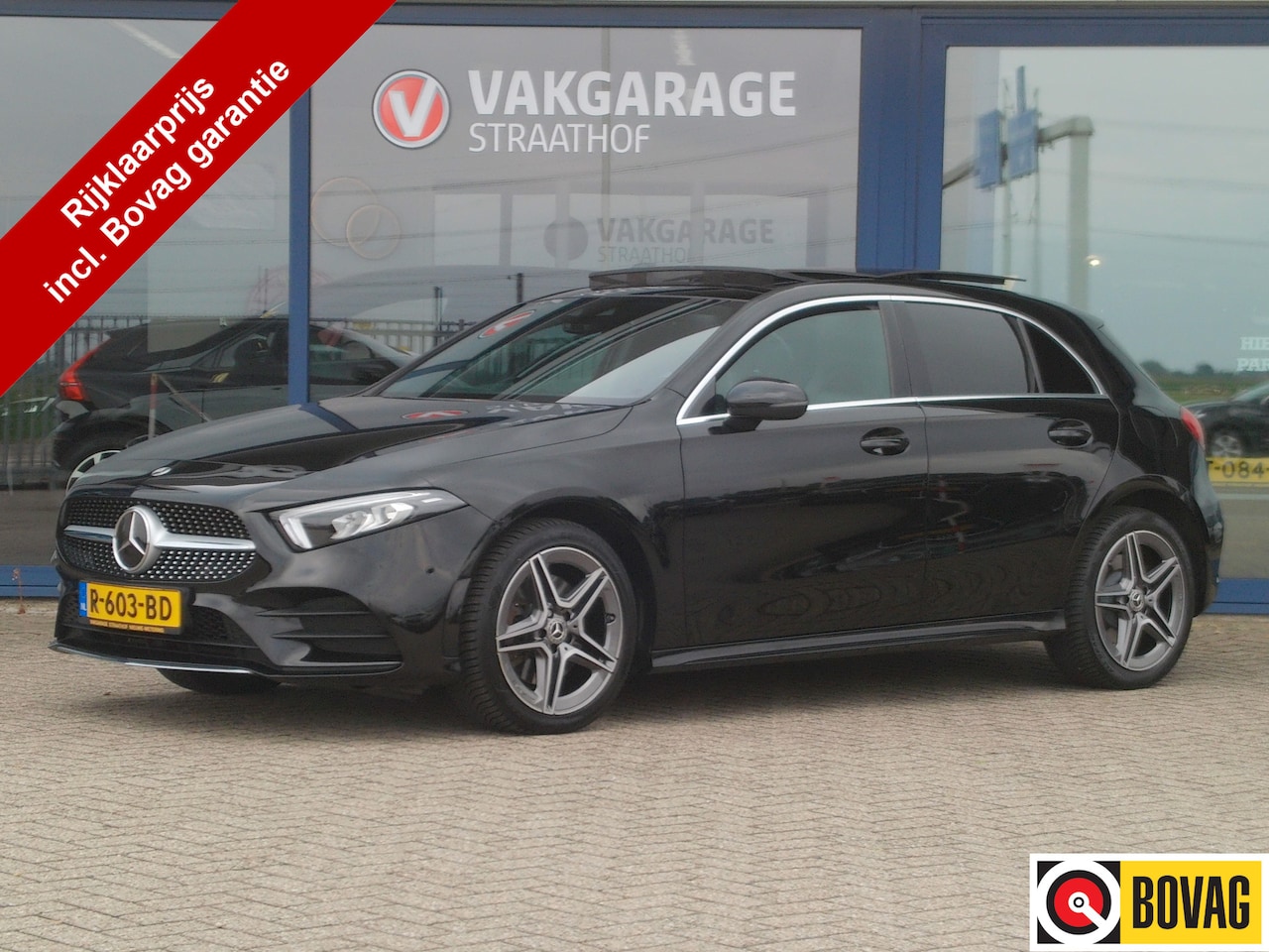 Mercedes-Benz A-klasse - 250 e AMG Line 250 e AMG Line, Schuifdak / Full LED / Carplay + Android Auto / Sfeerverlichting / 17' AMG - AutoWereld.nl