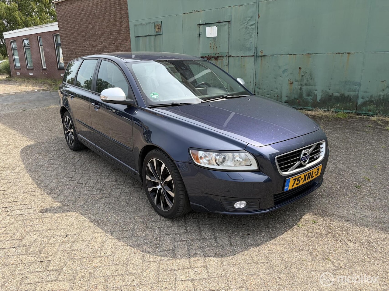Volvo V50 - 1.6 D2 S/S Limited Edition 1.6 D2 S/S Limited Edition - AutoWereld.nl