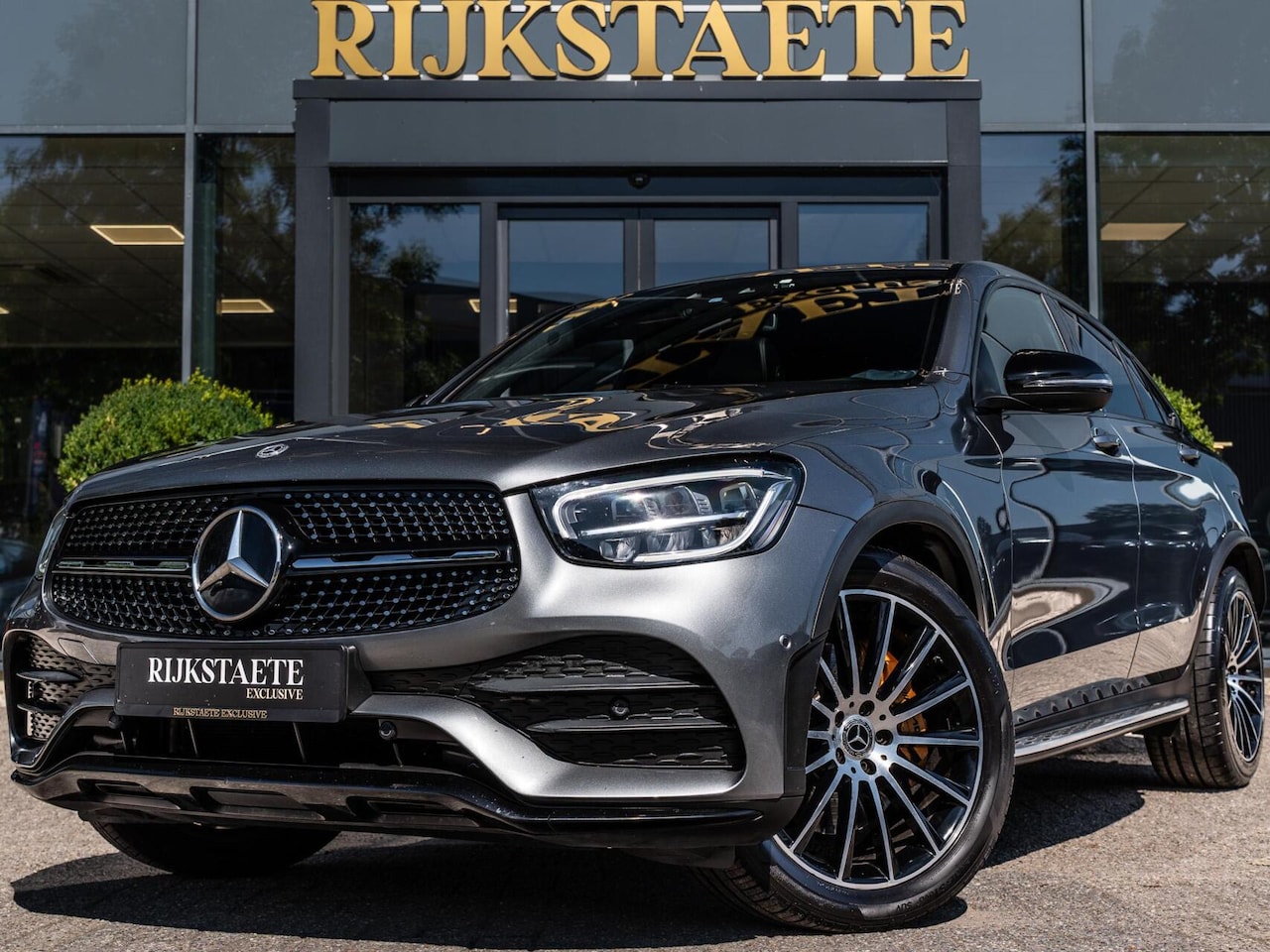 Mercedes-Benz GLC-klasse Coupé - 220d 4MATIC AMG|PANO|TREKHAAK|20'' - AutoWereld.nl