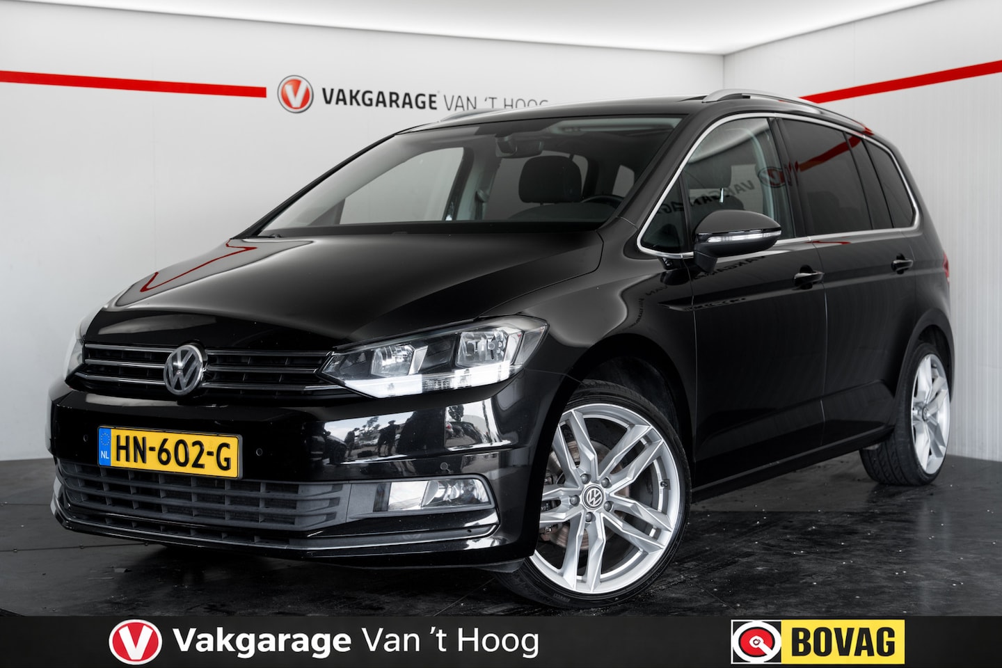 Volkswagen Touran - 1.2 TSI Highline 7persoon Panoramadak Trekhaak - AutoWereld.nl