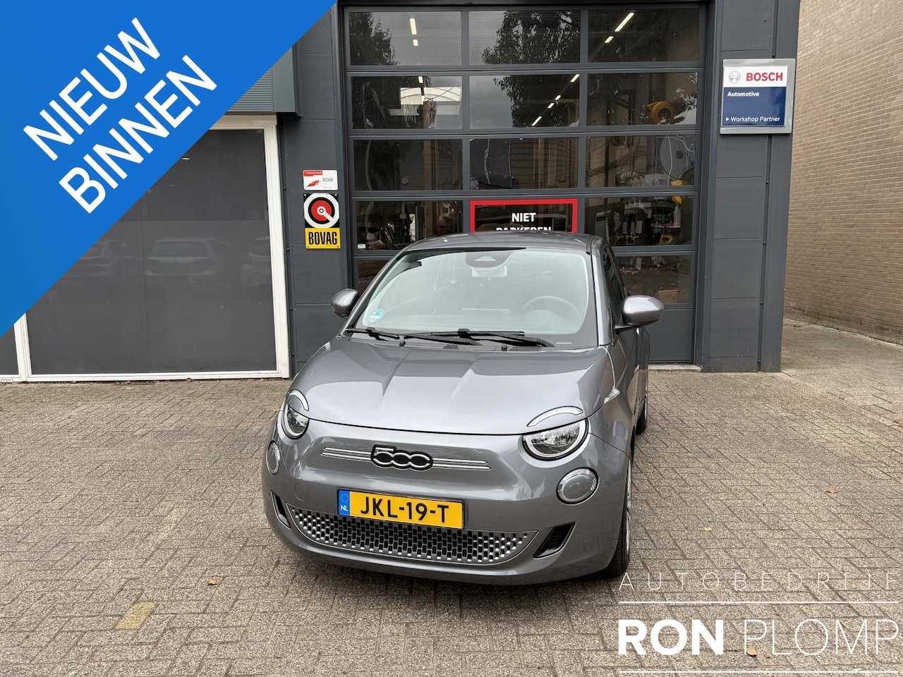 Fiat 500 - Urban 42 kWh / Airco clima/ Apple carplay/ Cruise/ LED/ SOH 97,1% - AutoWereld.nl
