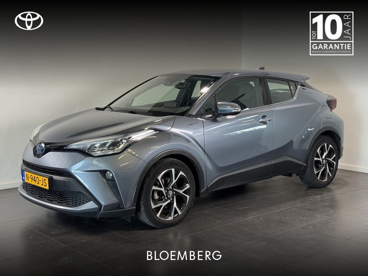 Toyota C-HR - 1.8 Hybrid Dynamic | Trekhaak | CarPlay | Achteruitrijcamera | - AutoWereld.nl