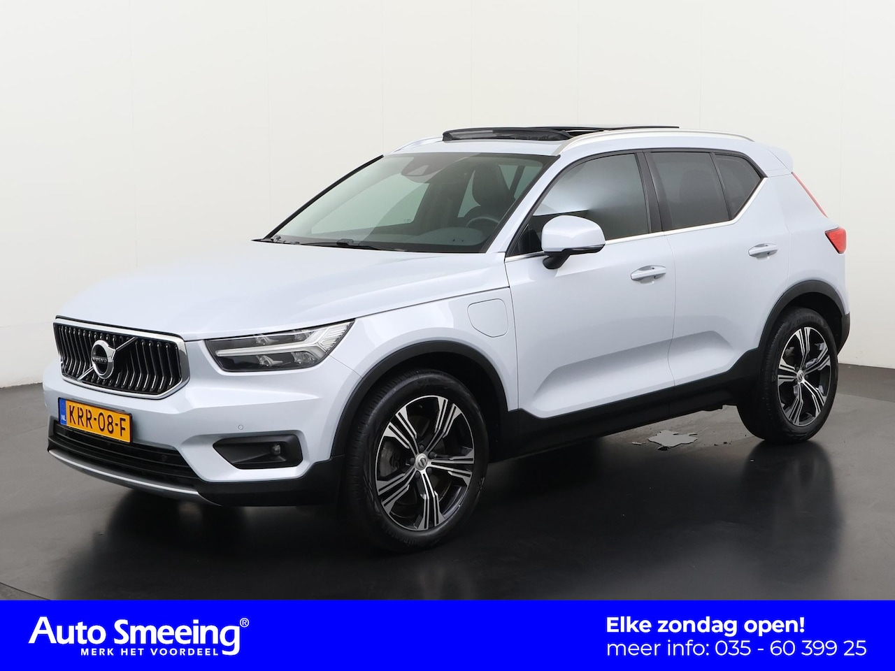 Volvo XC40 - 1.5 T4 Recharge Inscription | Panoramadak | Leder | Camera | Zondag Open! - AutoWereld.nl