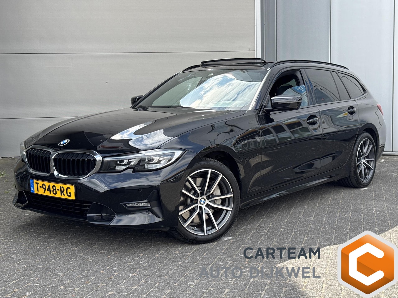BMW 3-serie Touring - 330e Sportline | Panodak | Plug-In Hybrid - AutoWereld.nl