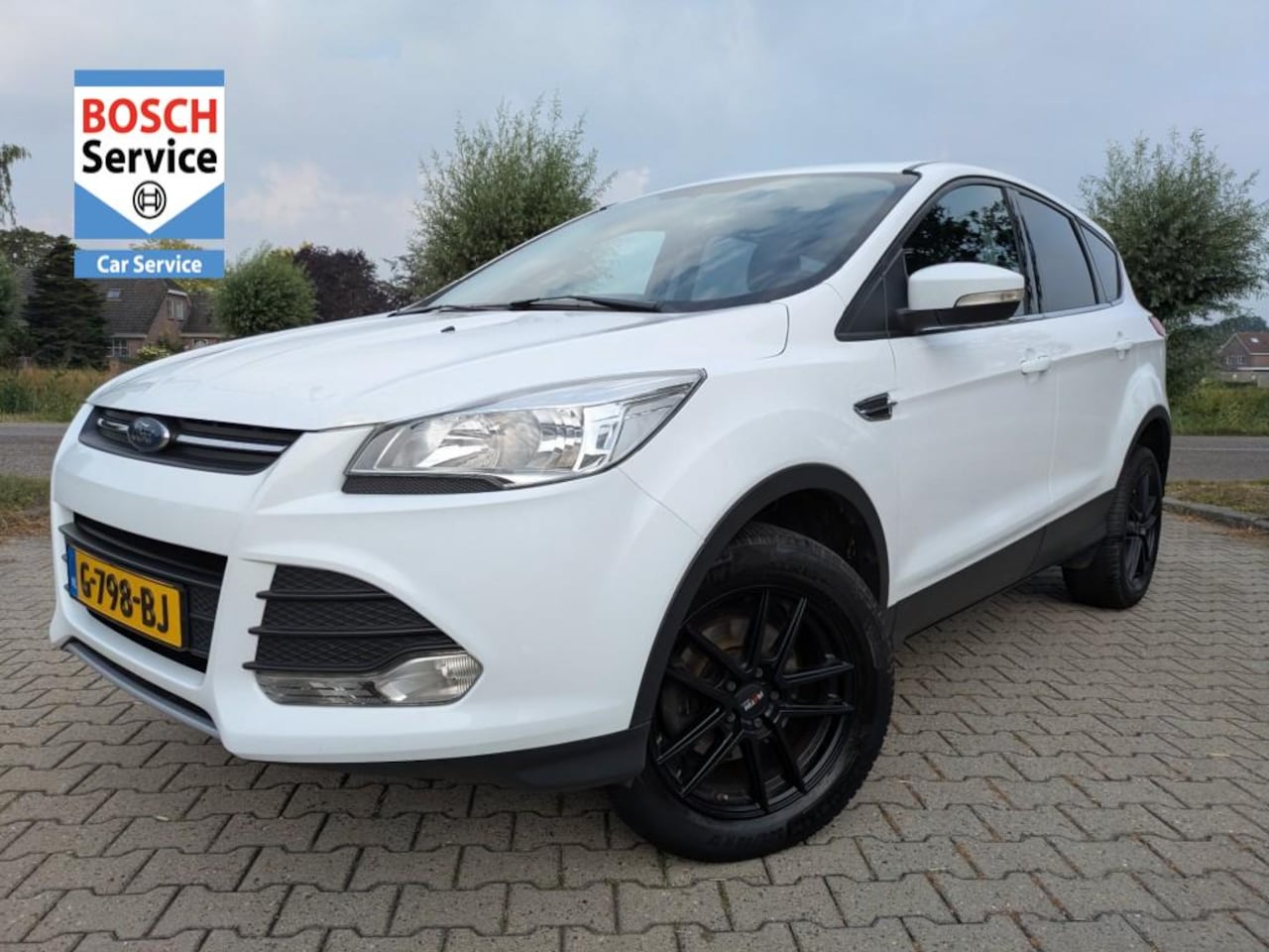 Ford Kuga - 1.5 EcoBoost Trend *Distri V.V. * I 100% dealerond. I Trekhaak 1800kg I Cruise I Airco I - AutoWereld.nl