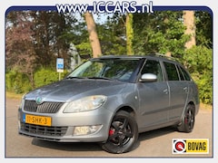 Skoda Fabia Combi - 1.2 TSI Tour - Carplay - Airco - Cruise - Navi