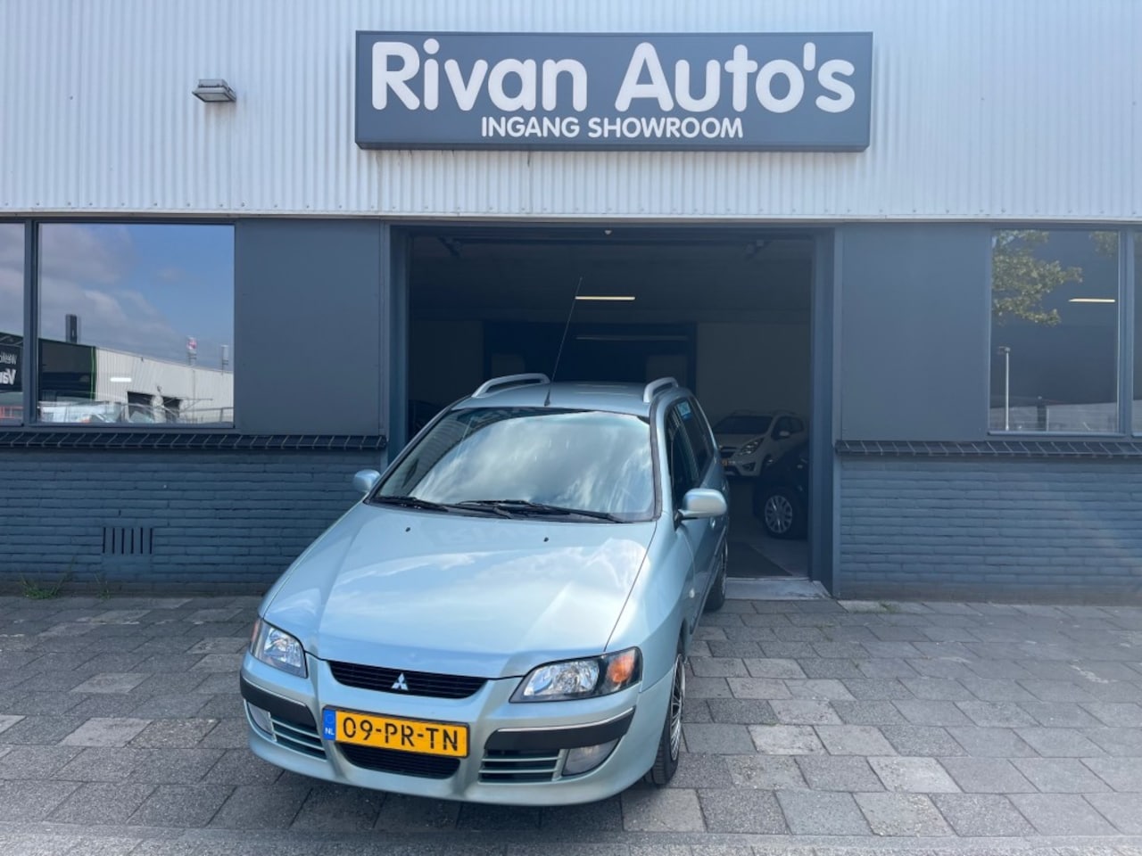 Mitsubishi Space Star - 1.6 INVITE SILVER - AutoWereld.nl