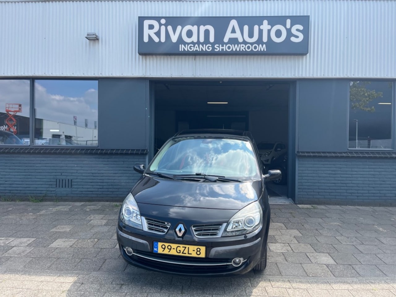 Renault Scénic - 2.0-16V BUSINESS L. - AutoWereld.nl