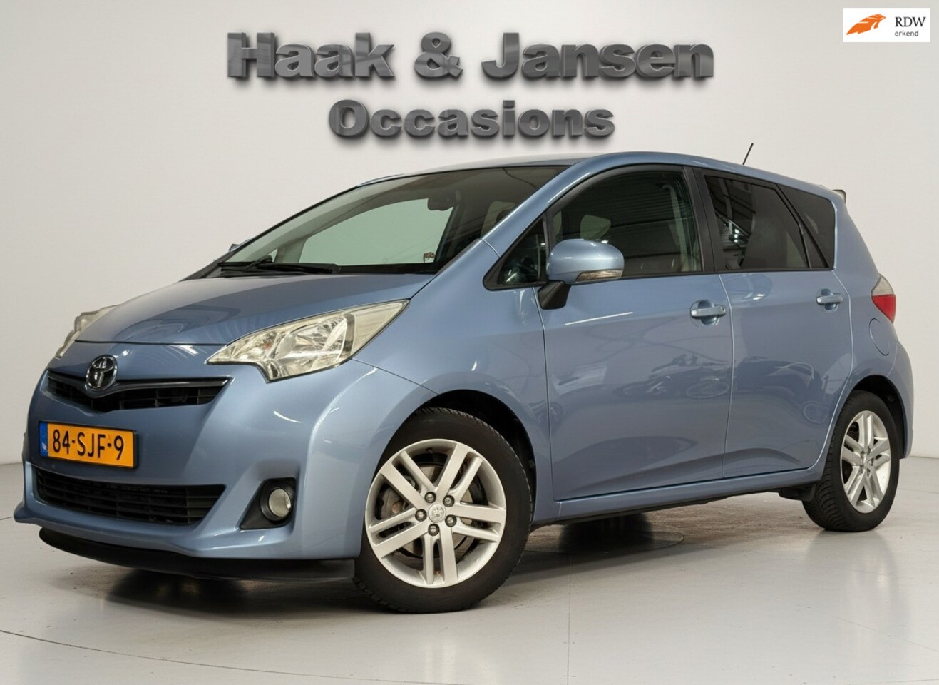 Toyota Verso S - 1.3 VVT-i Dynamic Automaat Camera Trekhaak - AutoWereld.nl