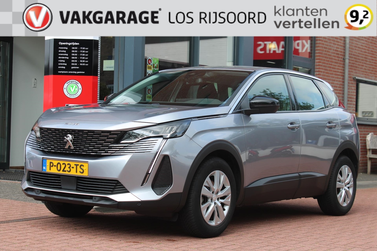 Peugeot 3008 - 1.2 PureTech *Business* | Carplay | Camera | Cruise & Climate - AutoWereld.nl
