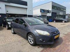 Ford Focus Wagon - 1.0 EcoBoost Lease Titanium LET OP MOTOR NIET GOED