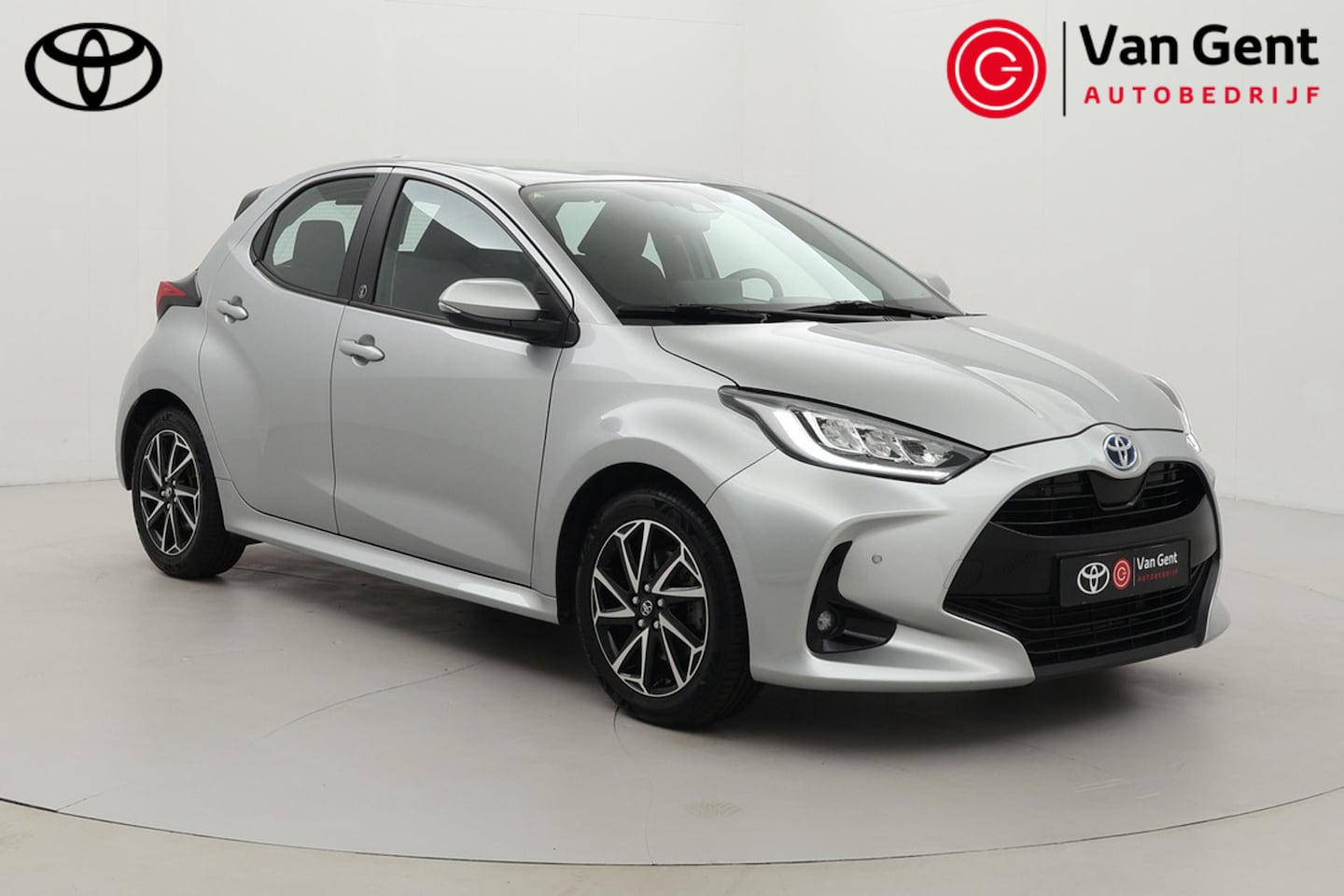 Toyota Yaris - 1.5 Hybrid Dynamic | Apple Carplay / Android Auto | Dodehoek detectie | Parkeersensoren vo - AutoWereld.nl