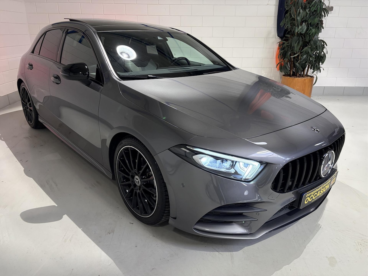 Mercedes-Benz A-klasse - A220 2.0T 190pk 7G-DCT AMG-Line, Pano, Burmester, Stoelkoeling, Sfeer - AutoWereld.nl