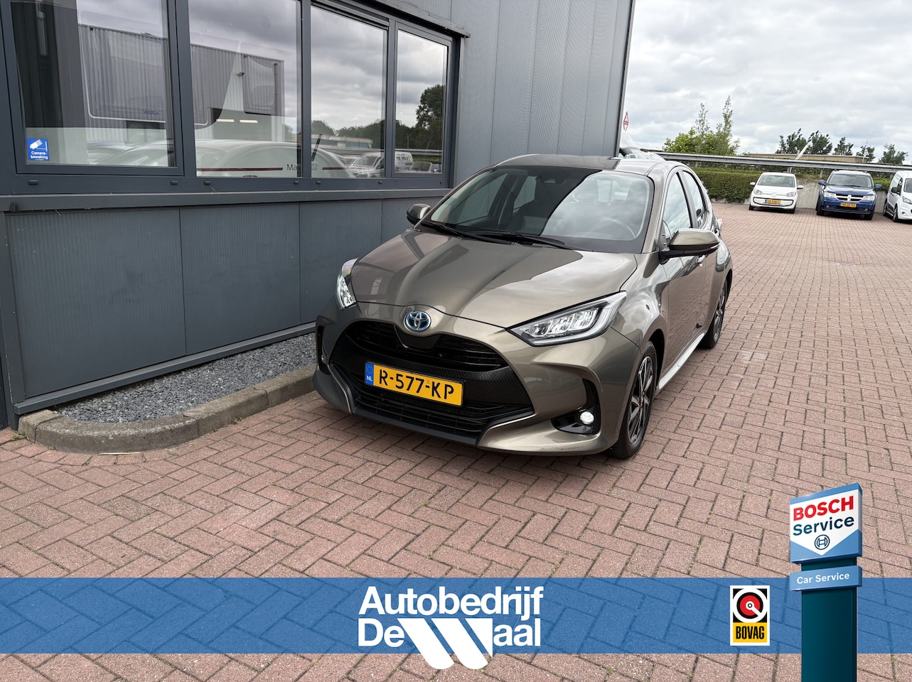 Toyota Yaris - 1.5 Hybrid Dynamic 5-drs. CAMERA/KEYLESS/NAVI/CARPLAY/16INCH - AutoWereld.nl