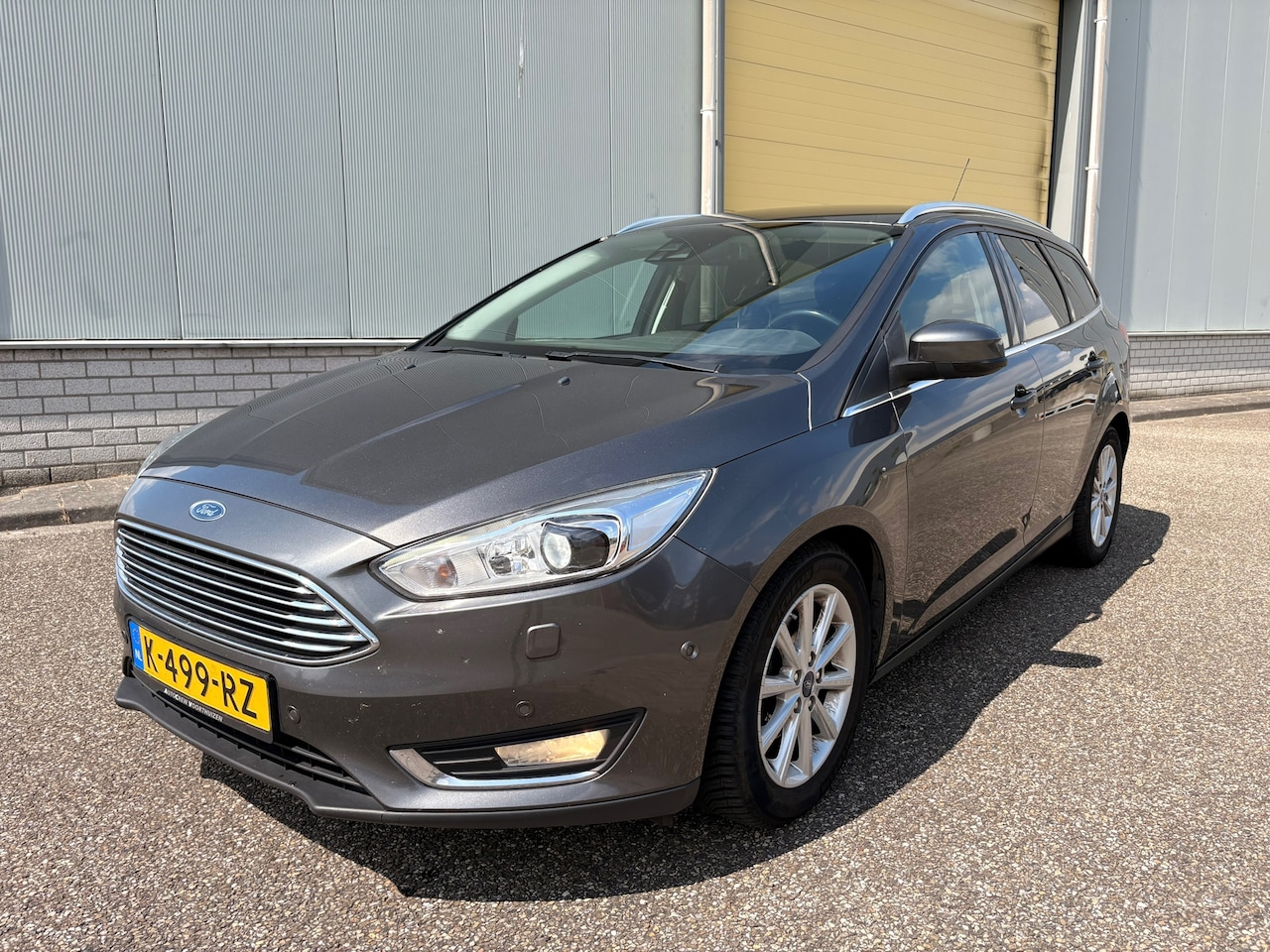 Ford Focus Wagon - 1.0 Titanium Edition 1.0 Titanium Edition - AutoWereld.nl