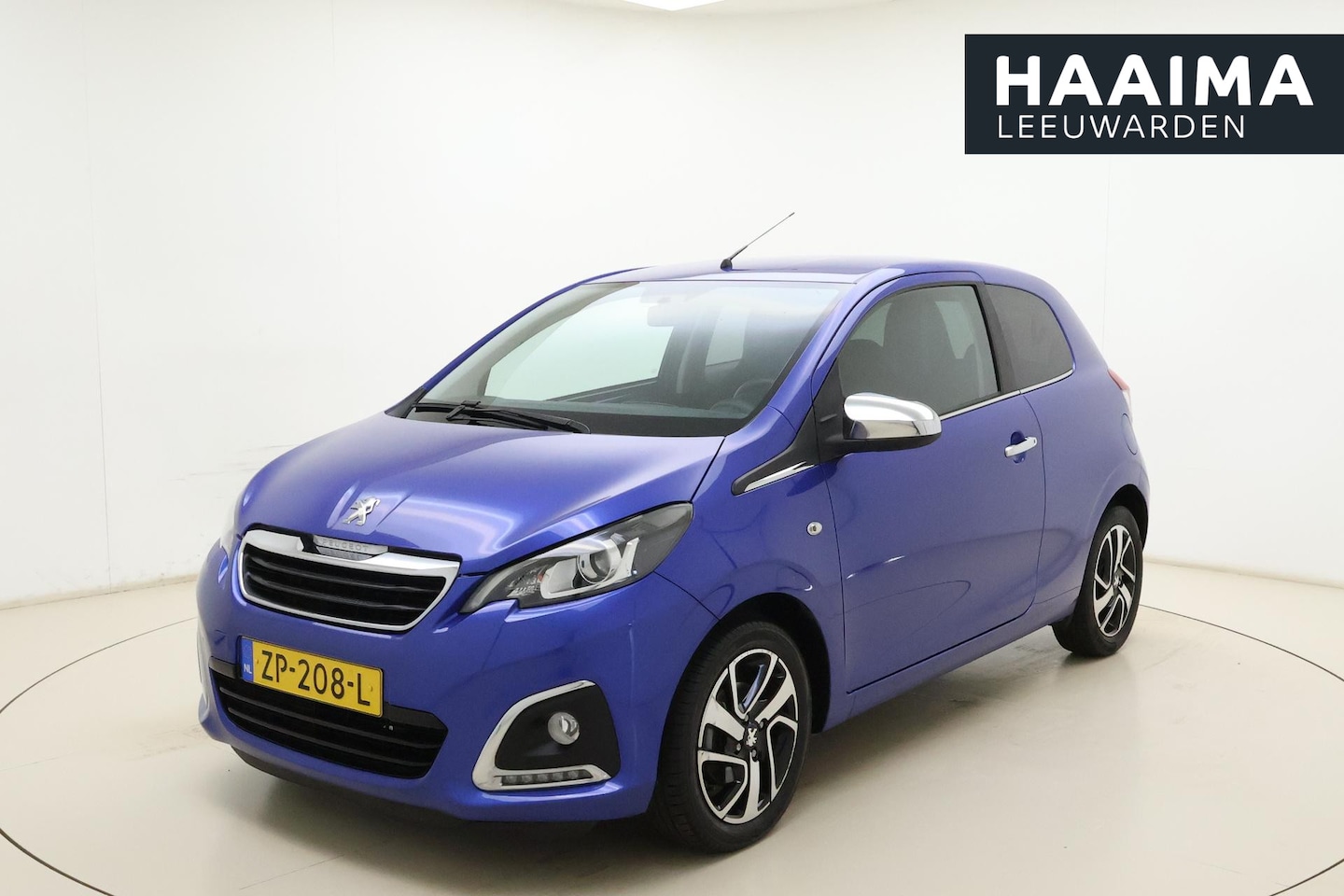 Peugeot 108 - 1.0 e-VTi Allure | Cruise control | Navigatie | Stuurbediening | Elek. verstelbare spiegel - AutoWereld.nl
