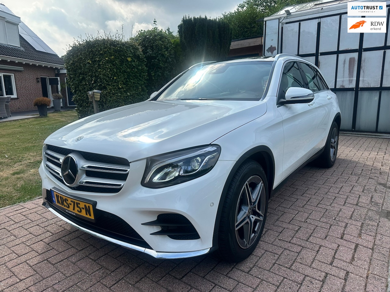 Mercedes-Benz GLC-klasse - 250 4MATIC AMG Pano Distronic - AutoWereld.nl