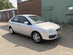 Ford Focus - 1.6-16V Trend