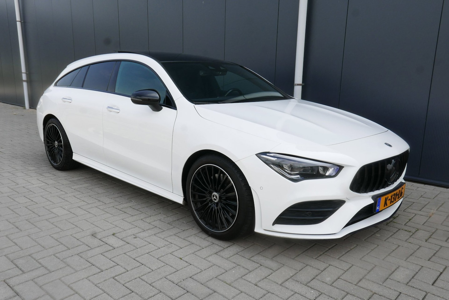 Mercedes-Benz CLA-klasse Shooting Brake - 200 163 PK Business Solution AMG FULL OPTIONS. - AutoWereld.nl