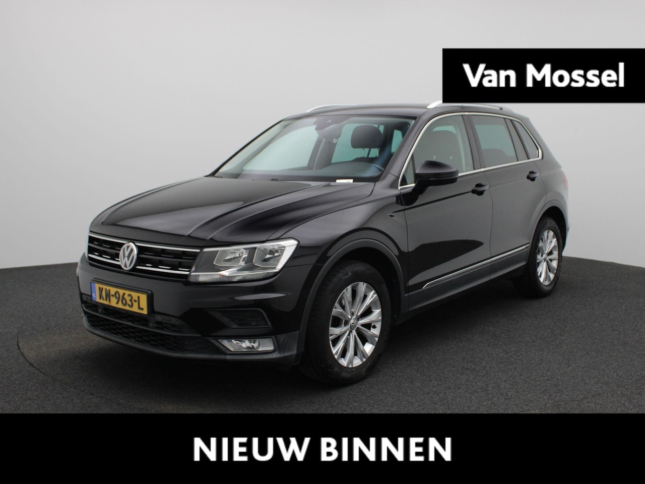 Volkswagen Tiguan - 1.4 TSI Connected Series | Airco | Cruise Control | DAB | Parkeersensoren | - AutoWereld.nl