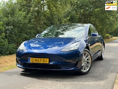 Tesla Model 3 - Long Range AWD 75 kWh | Trekhaak + BTW + Autopilot Nu € 23.975,