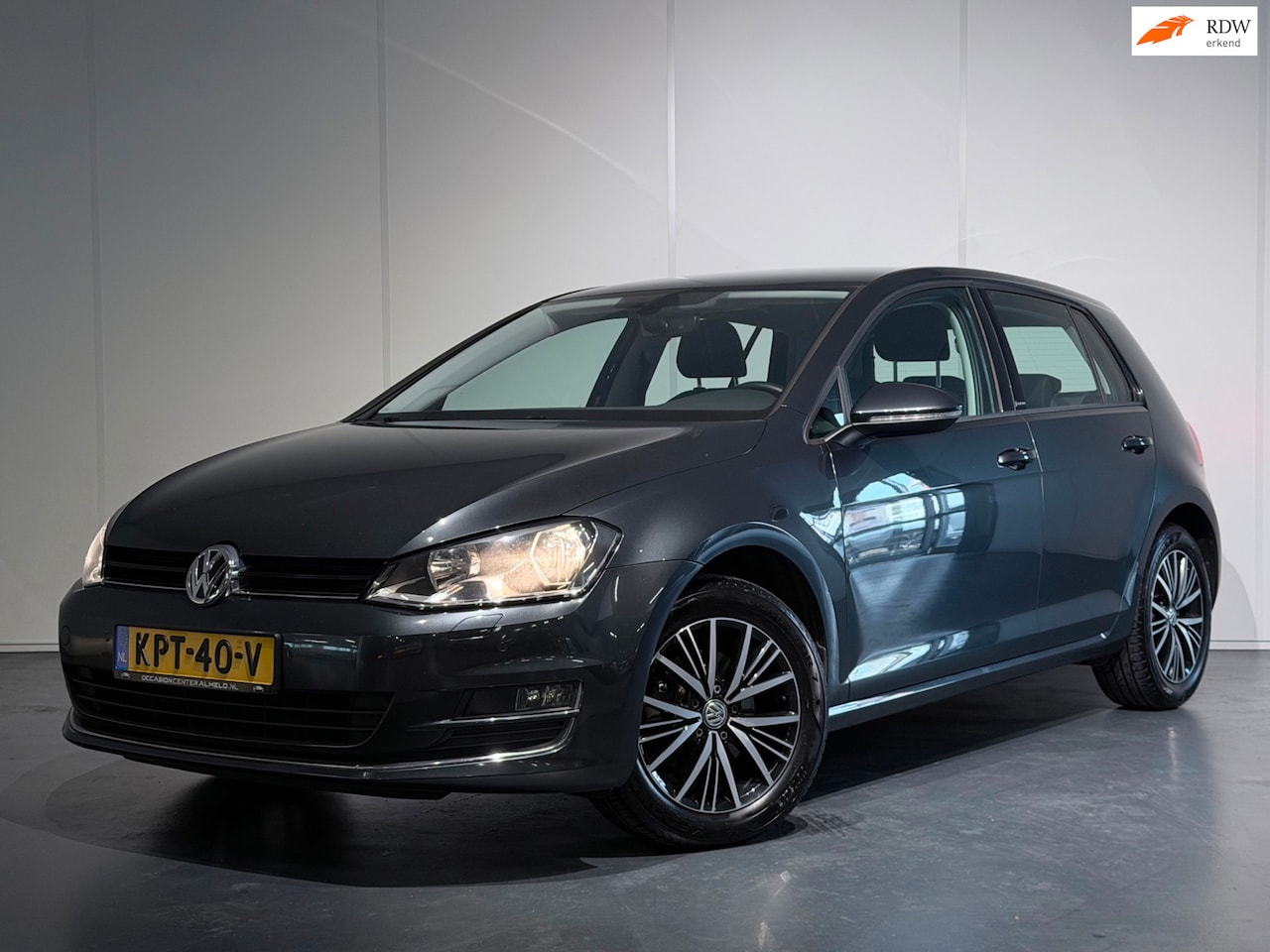 Volkswagen Golf - 1.4 TSI DSG Connected Series Allstar /Clima/Cruise/PDC/CarPlay/LMV - AutoWereld.nl