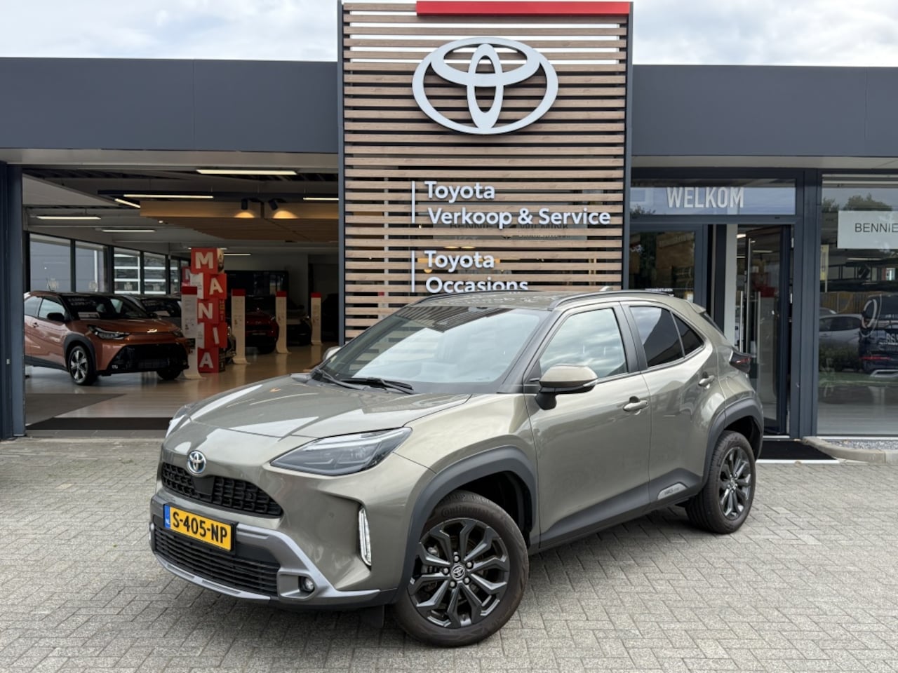 Toyota Yaris Cross - 1.5 Hybrid Explore | Parkeersensoren V+A | Stoelverwarming - AutoWereld.nl