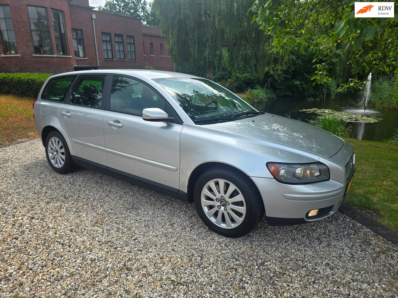 Volvo V50 - 2.5 T5 AWD Summum 2.5 T5 AWD Summum - AutoWereld.nl