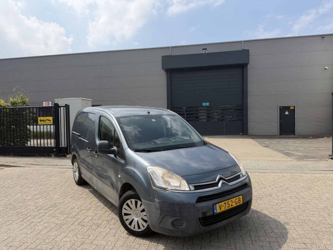 Citroën Berlingo - 1.6 e-HDI Facelift Airco Sensor 3Zit Lage km 2013 - AutoWereld.nl