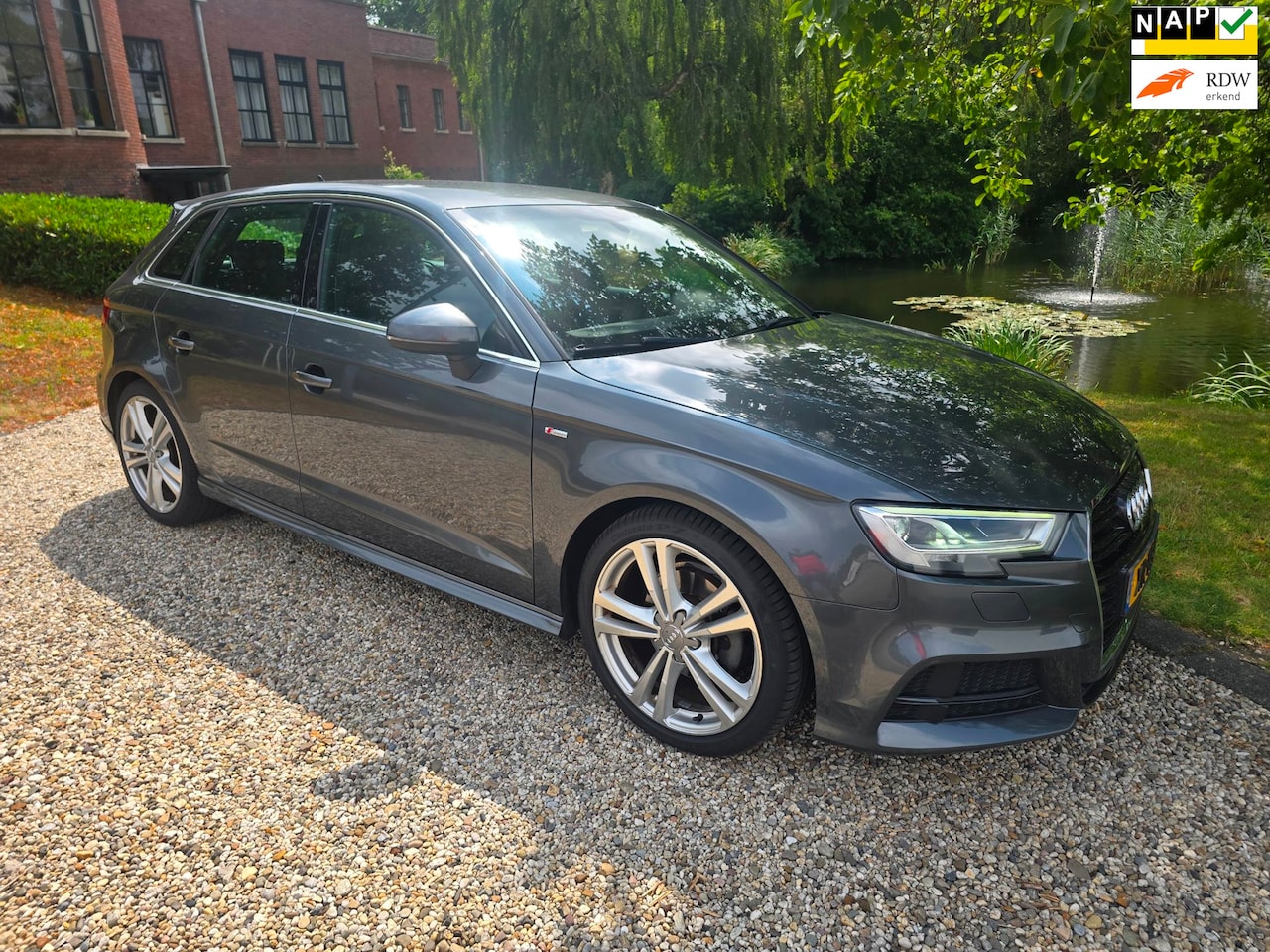 Audi A3 Sportback - 35 TFSI CoD Sport S Line Edition 35 TFSI CoD Sport S Line Edition - AutoWereld.nl