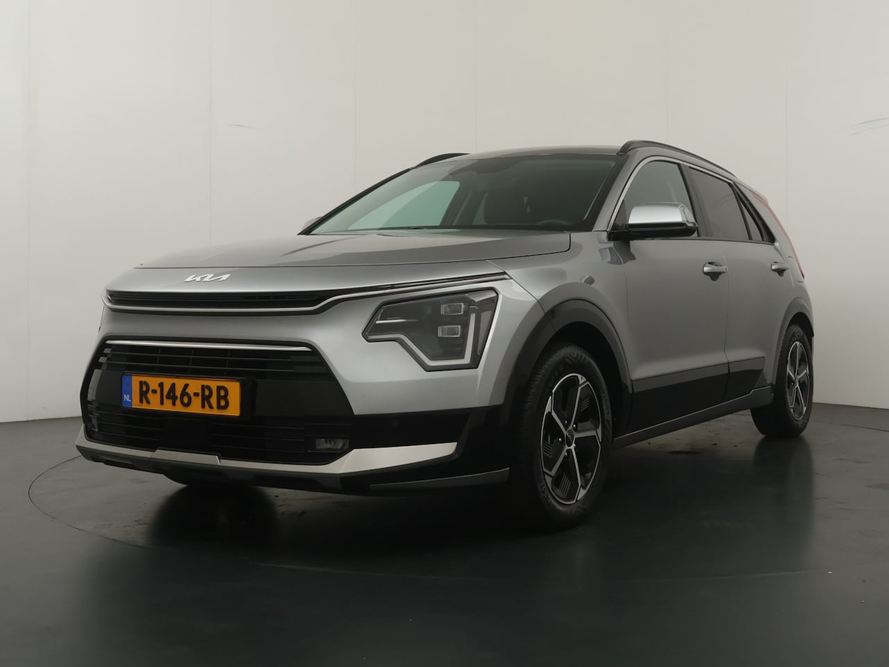 Kia Niro - 1.6 GDi Hybrid DynamicPlusLine - Schuif-/kanteldak - - Trekhaak - Stoel-/stuurverwarming - - AutoWereld.nl