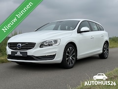 Volvo V60 - 2.0 T3 Polar+ Dynamic |Xenon|Leder| NL-AUTO | Cruise Control
