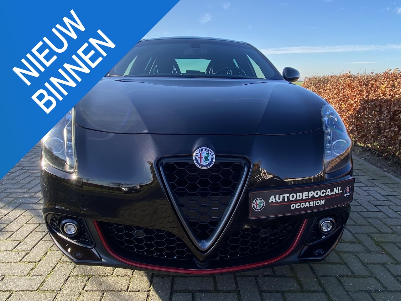 Alfa Romeo Giulietta - 1.750 Turbo Veloce 48.988 KM - Eerste eigenaar - Rood leer!! - AutoWereld.nl