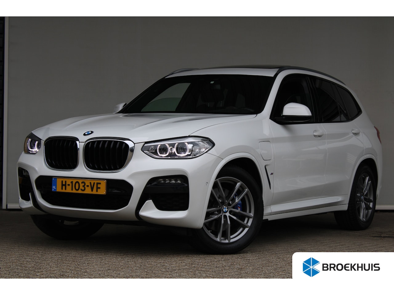 BMW X3 - xDrive30e High Executive | M-sport | SOH 86% | Head-up display | Ledere bekleding | Memory - AutoWereld.nl