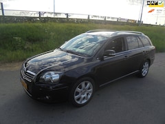 Toyota Avensis Wagon - Avensis 2.4 benzine Automaat airco ecc lmv trekhaak