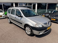 Dacia Logan MCV - 1.6 Lauréate/Eerste eigenaar/Airco/Trekhaak/Dealer Onderhouden