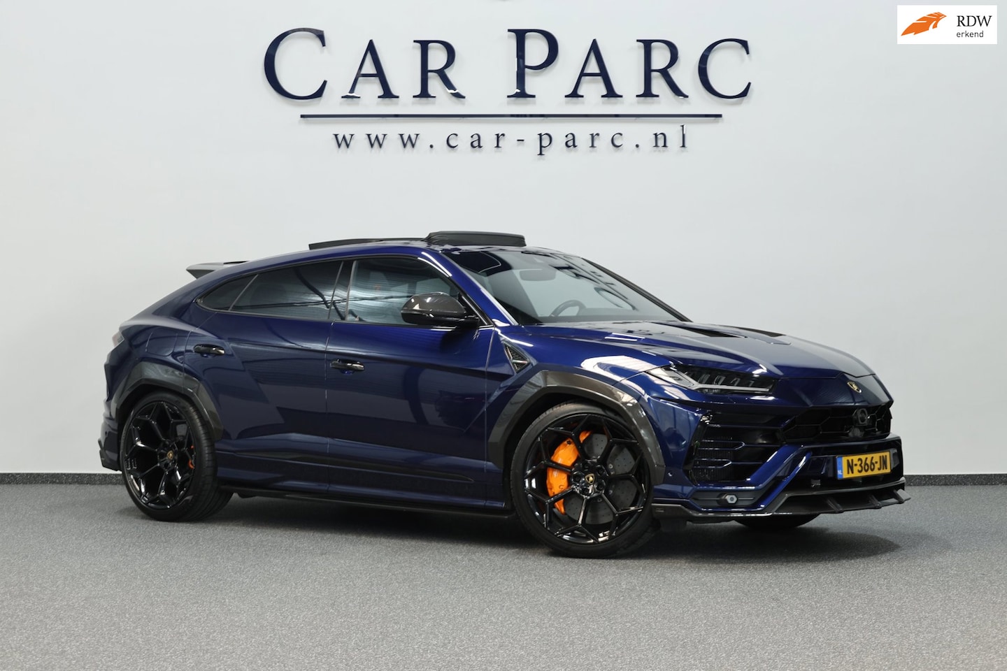 Lamborghini Urus - 4.0 V8 NOVITEC 780+PK FULL CARBON/3D B&O/PANO/ACHTERAS.B/LEDER+MASSAGE/23" LMV/360 CAM/ACC - AutoWereld.nl