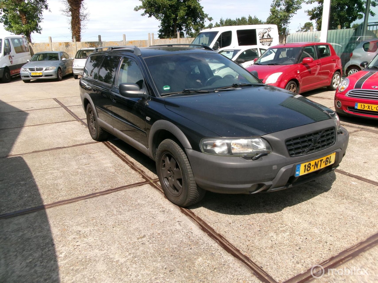 Volvo XC70 - 2.5 T Geartronic Comfort Line Cross Country . - AutoWereld.nl