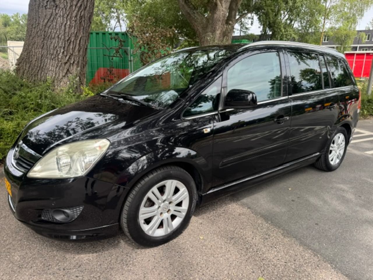 Opel Zafira - 1.8 Cosmo Leer Navie 1e eig. !! - AutoWereld.nl