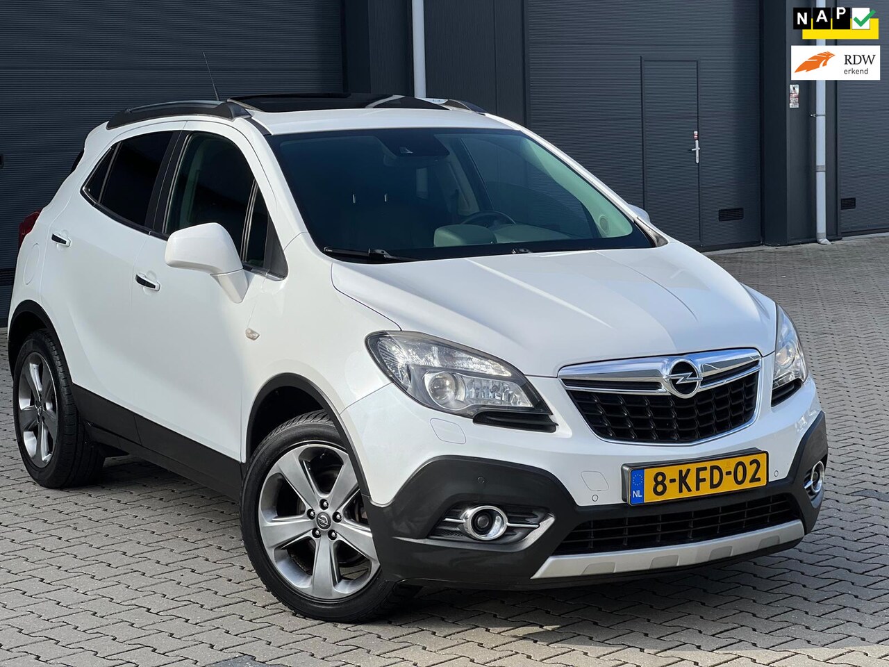 Opel Mokka - 1.6 COSMO SCHUIFDAK LEDER FULL OPTIONS - AutoWereld.nl